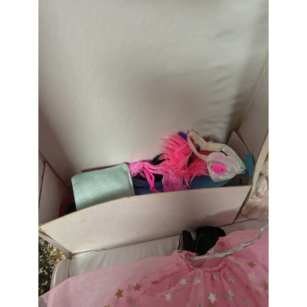 Lot of Vintage Barbie & Ken Dolls 1970-1998 Two Carrying Cases 4 Dolls & Clothes